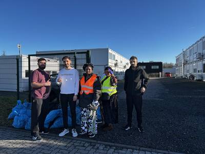 Frühjahrsputz-Aktion der Stadt Königswinter durch die Bewohner:innen der städtischen Gemeinschaftsunterkünfte für Geflüchtete © Stadt Königswinter 2