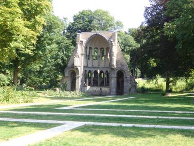 Klosterruine Heisterbach im Sommer