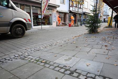 Saubermachen in der Fußgängerzone