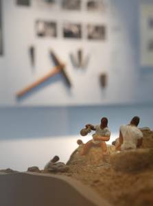 Ausschnitt der Ausstellung Bergbau im Siebengebirge © Jan Rothstein Kleine Figuren in Bergbau-Situation