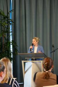 Bürgermeisterin Heike Jüngling unterstrich in ihrem Grußwort die Priorität des Themas für die Stadt © Stadt Königswinter/Pressestelle Bürgermeisterin Heike Jüngling unterstrich in ihrem Grußwort die Priorität des Themas für die Stadt