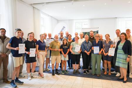 Gruppenbild der Gewinner:innen