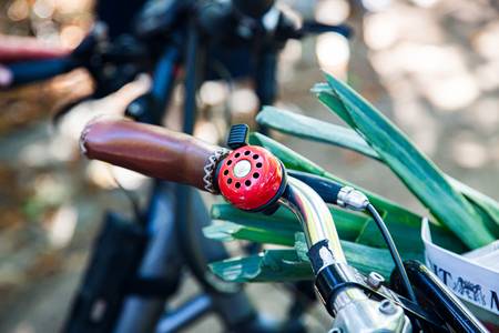 Rote Fahrradklingel