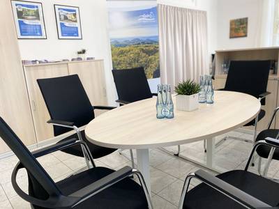 BesprechungstischBB low