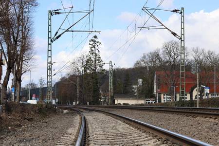 bahnstrecke altstadt 16