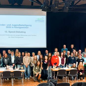 Die Teilnehmenden am Speed-Debating 2026 © Stadt Königswinter Die Teilnehmenden am Speed-Debating 2026