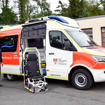 UebergabeFahrzeugeFW2020 RWAusstattung low