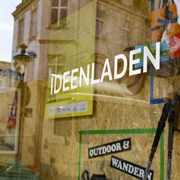 Ideenladen Aufkleber low